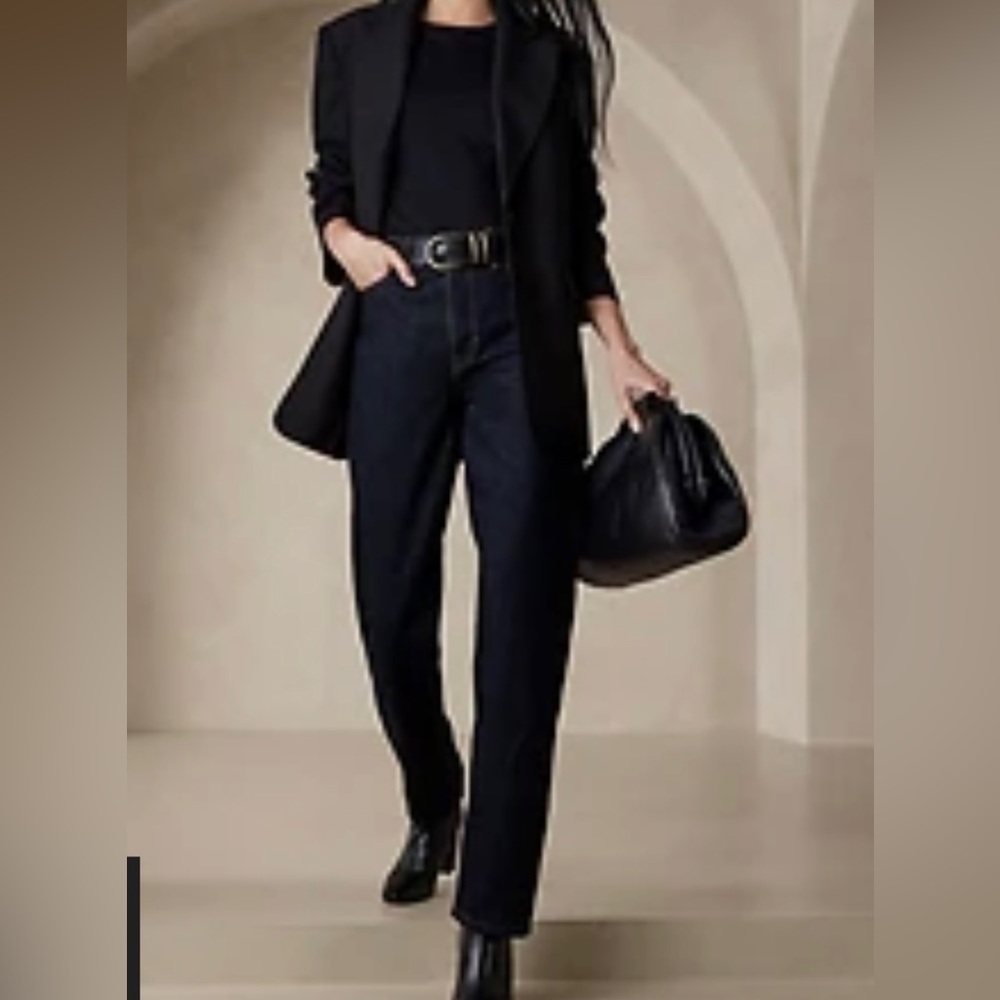 Banana Republic - The Loose Jean